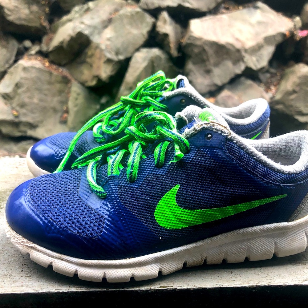 Nike 724989-402 Toddler Boy’s Blue Lime Athletic Sneakers Size 12C